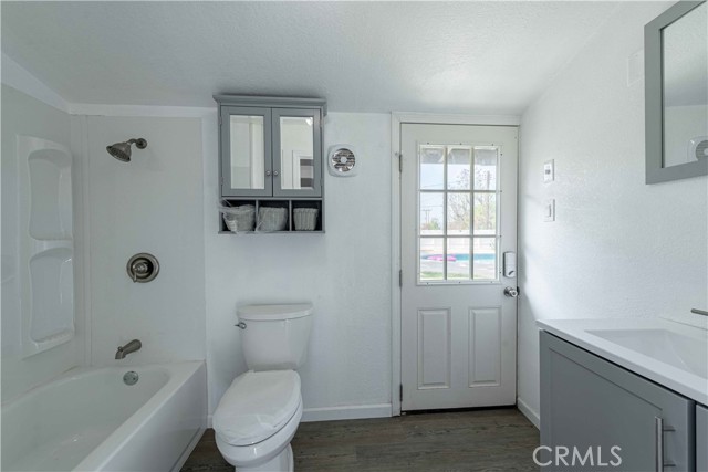 Detail Gallery Image 35 of 58 For 4408 Walnut Ave, Simi Valley,  CA 93063 - 3 Beds | 3 Baths