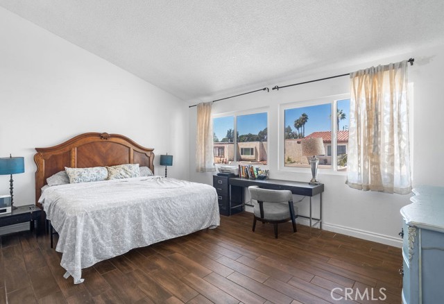 Detail Gallery Image 19 of 27 For 8800 Kester Ave #113,  Panorama City,  CA 91402 - 3 Beds | 3 Baths