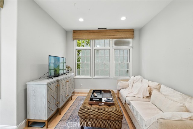Detail Gallery Image 23 of 54 For 2616 Bungalow Pl, Corona Del Mar,  CA 92625 - 2 Beds | 2/1 Baths