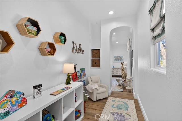 Image 28 of 51 For 38 Winfield Drive