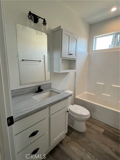 Detail Gallery Image 10 of 20 For 1550 Rimpau Ave #42,  Corona,  CA 92881 - 4 Beds | 2 Baths