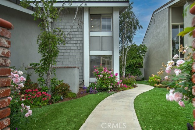 5021 Corkwood Lane, Irvine CA: https://media.crmls.org/medias/993b6fc9-1138-4737-8158-f0752175fd2a.jpg