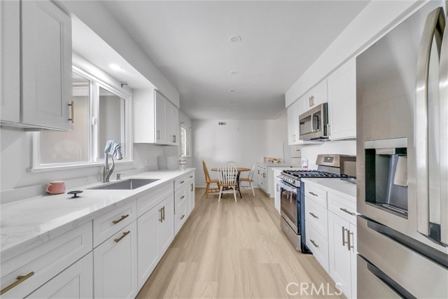 18295 Aguiro Street, Rowland Heights CA: https://media.crmls.org/medias/993bf398-a316-487d-a3a6-bb108a4bb3c3.jpg