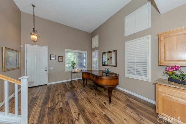 Detail Gallery Image 13 of 38 For 20770 Stony Brook Cir, Riverside,  CA 92508 - 5 Beds | 3 Baths