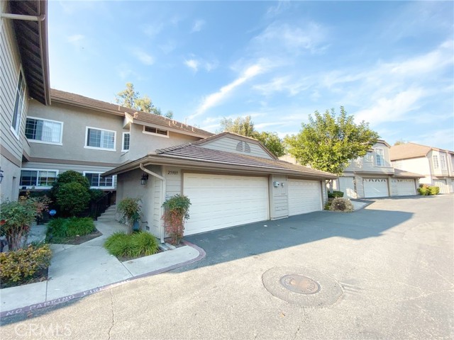 Detail Gallery Image 1 of 10 For 25989 Atherton Ave #26,  Laguna Hills,  CA 92653 - 2 Beds | 2/1 Baths