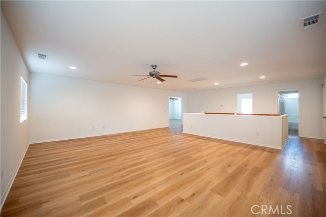 Image 15 of 28 For 1886 Spring White Rd