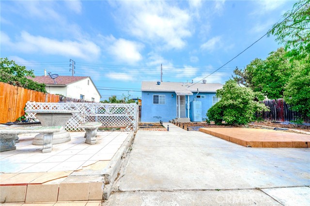 13018 Rosecrans Avenue, Norwalk CA: https://media.crmls.org/medias/993e4ce5-1453-431b-9a2f-be025e34b2bf.jpg