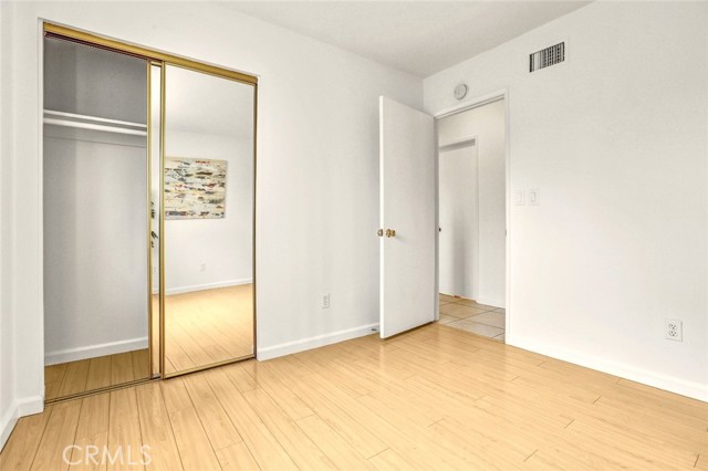 27142 Langside Avenue, Canyon Country CA: https://media.crmls.org/medias/993e553d-41bb-4ff5-b3ad-325ad06933bb.jpg