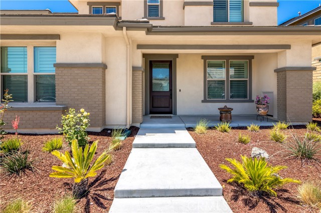 Detail Gallery Image 3 of 75 For 39589 Dayspring Way, Temecula,  CA 92591 - 5 Beds | 3/1 Baths