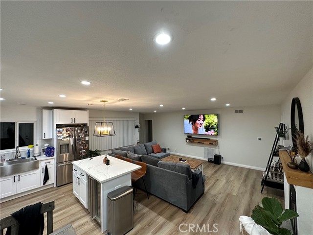 Detail Gallery Image 5 of 17 For 12042 Hackamore Rd, Garden Grove,  CA 92840 - 3 Beds | 2 Baths