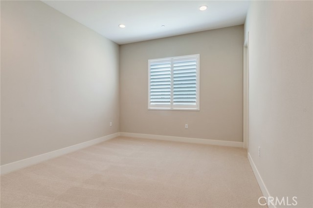Detail Gallery Image 4 of 26 For 6548 Canyon Oaks Dr, Simi Valley,  CA 93063 - 4 Beds | 3/1 Baths