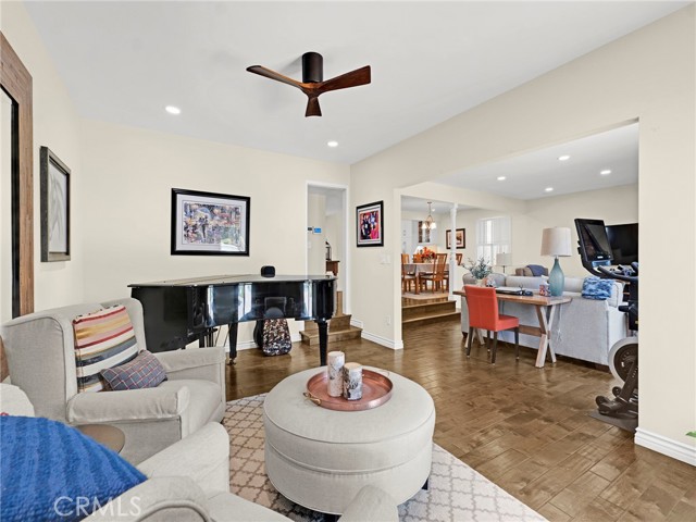 11122 Yolanda Avenue, Porter Ranch CA: https://media.crmls.org/medias/994005d7-816c-4955-b82a-17a93f4d6588.jpg