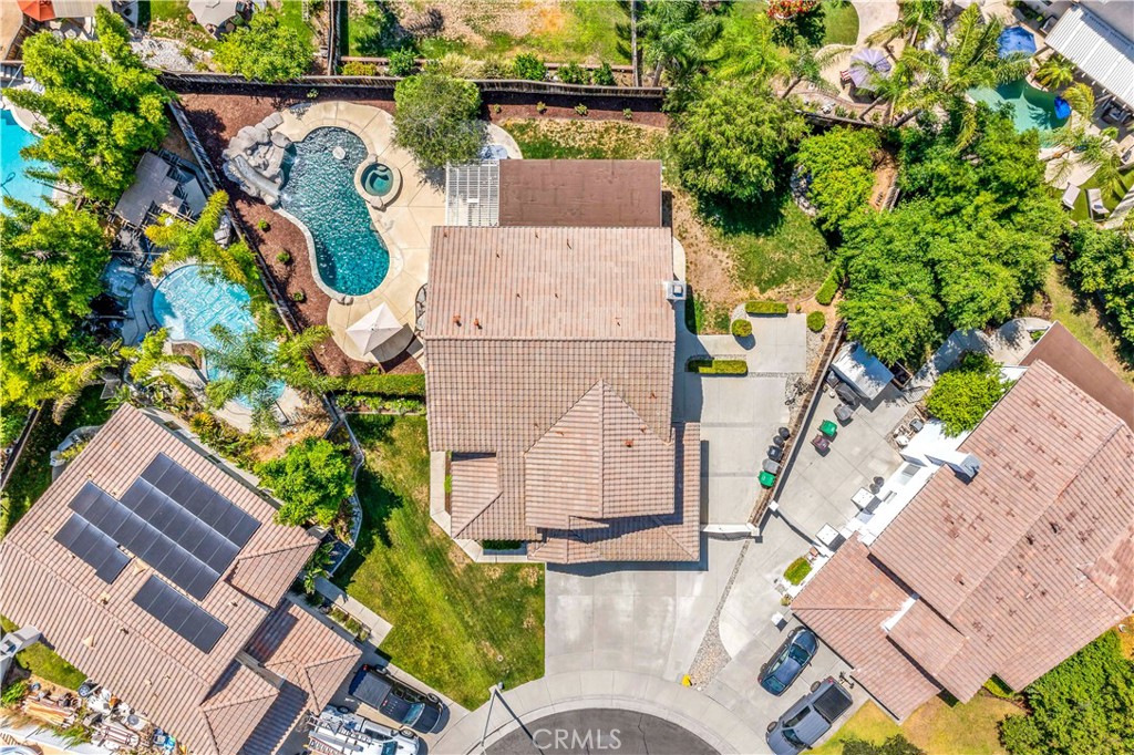 https://media.crmls.org/medias/9940f043-77fb-463a-80b3-516d3a39ad11.jpg?preset=X-Large