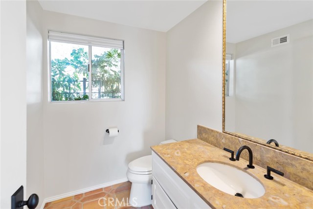 24971 KIT CARSON Road, Hidden Hills CA: https://media.crmls.org/medias/994146b2-3ba9-4dbc-b356-aae8141c2606.jpg