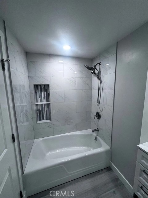 Detail Gallery Image 11 of 25 For 14272 Acacia Dr, Tustin,  CA 92780 - 3 Beds | 2 Baths