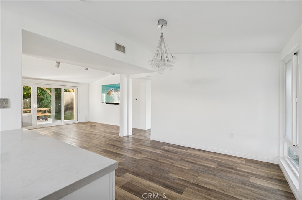 MLS #NP25272652 image #10