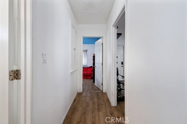 182 E McFarlane Street, Ventura CA: https://media.crmls.org/medias/9943662f-9bcf-4df6-8b71-2fa6b9854f4a.jpg