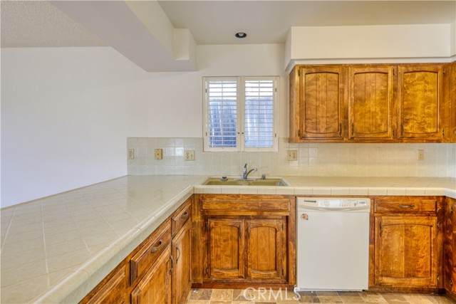 Detail Gallery Image 12 of 22 For 1438 15th Street, Los Osos,  CA 93402 - 2 Beds | 2 Baths