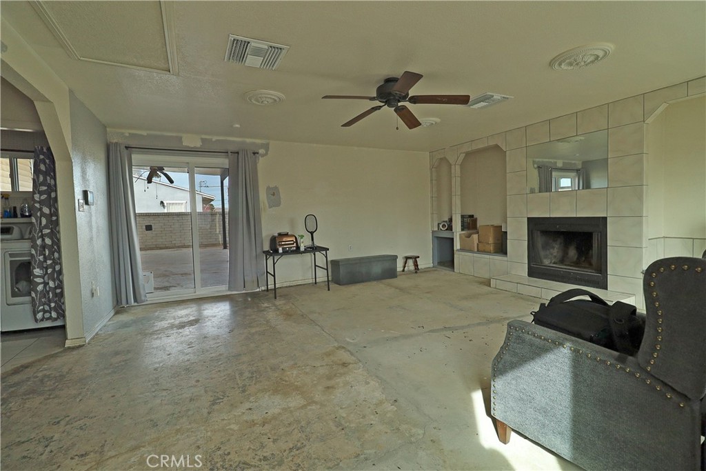 9943F284 8076 4258 9209 D81Fb59132B7 611 Lillian Drive, Barstow, Ca 92311 &Lt;Span Style='BackgroundColor:transparent;Padding:0Px;'&Gt; &Lt;Small&Gt; &Lt;I&Gt; &Lt;/I&Gt; &Lt;/Small&Gt;&Lt;/Span&Gt;