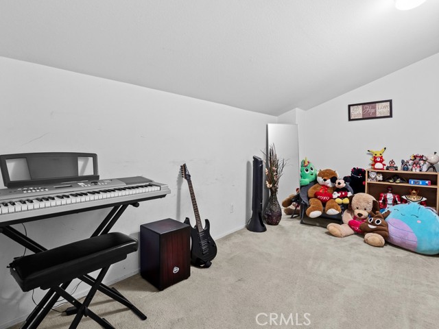 Detail Gallery Image 40 of 55 For 9425 San Bernardino Rd, Rancho Cucamonga,  CA 91730 - 4 Beds | 3 Baths