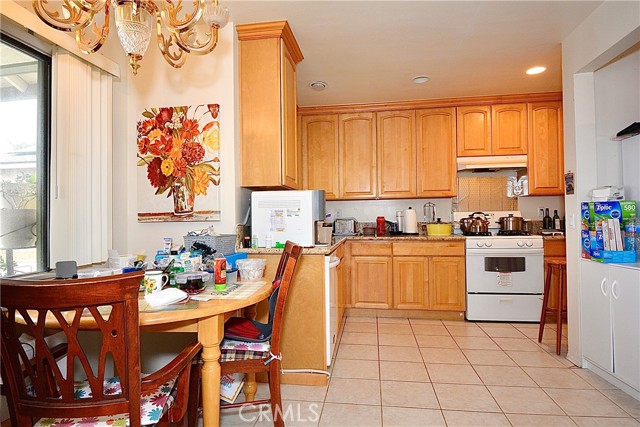14504 Manecita Drive, La Mirada CA: https://media.crmls.org/medias/9944286d-bb0a-4a86-aff7-463699de363b.jpg