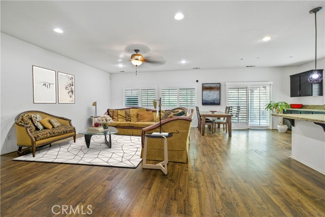 18019 Lapis Lane, San Bernardino CA: https://media.crmls.org/medias/99442ecc-82bb-4f48-9886-43c0ee3a82e2.jpg