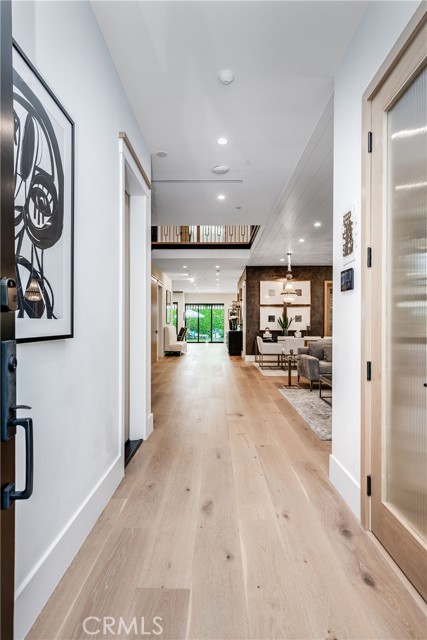 4365 Kraft Avenue, Studio City CA: https://media.crmls.org/medias/9944368a-10ce-4297-b13e-7601b4f0bd0f.jpg