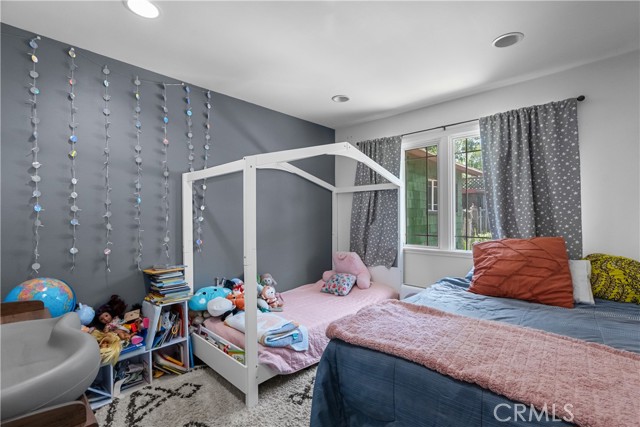 17172 Lahey Street, Granada Hills CA: https://media.crmls.org/medias/99443932-db58-4d59-beeb-6ed9aff6265f.jpg