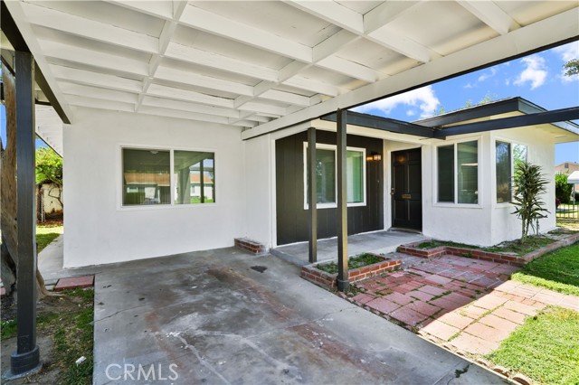Detail Gallery Image 3 of 24 For 645 Hancock, San Bernardino,  CA 92411 - 2 Beds | 1 Baths