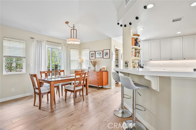 Detail Gallery Image 8 of 36 For 1034 Isabella Ave, Coronado,  CA 92118 - 6 Beds | 5/1 Baths