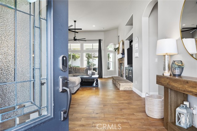 Detail Gallery Image 13 of 55 For 11605 Yarborough, Bakersfield,  CA 93312 - 5 Beds | 2/1 Baths