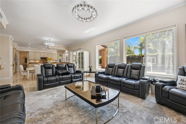 450 S Estate Drive, Orange CA: https://media.crmls.org/medias/9946f56f-0ccc-4a44-a57e-7914a1610113.jpg