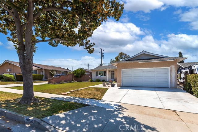 11986 Springview Drive, La Mirada CA: https://media.crmls.org/medias/99470cfa-c029-4721-aa7f-391c52781377.jpg