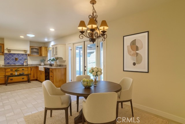 Detail Gallery Image 4 of 18 For 802 Renee, Redlands,  CA 92374 - 3 Beds | 2 Baths