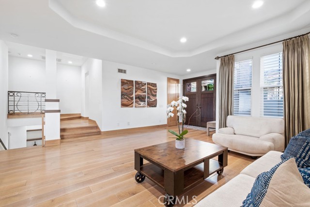 5 Sea View Lane, Newport Coast CA: https://media.crmls.org/medias/99481c72-adc7-4164-9091-e62016ab618a.jpg