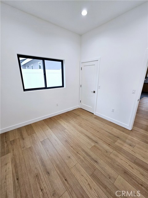 Detail Gallery Image 10 of 25 For 2581 Windsor Ave, Altadena,  CA 91001 - 3 Beds | 3 Baths