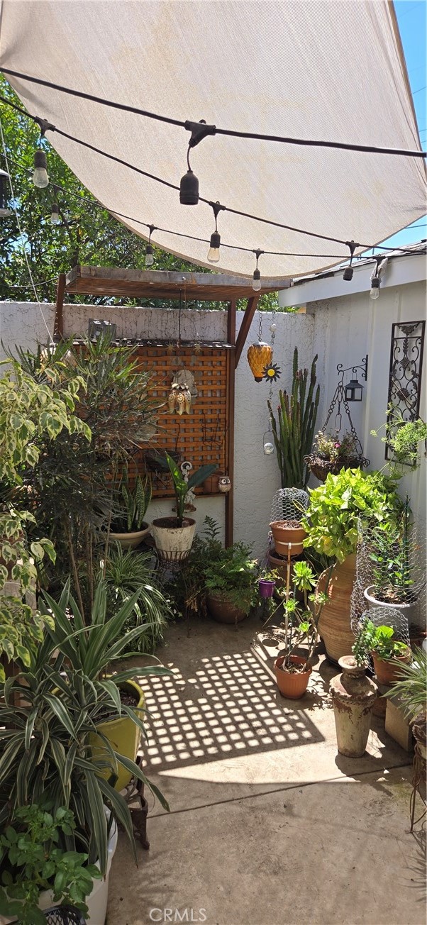 7503 Aqueduct Avenue, Van Nuys CA: https://media.crmls.org/medias/99491a5e-815e-4104-b63f-d08e2a9f5857.jpg