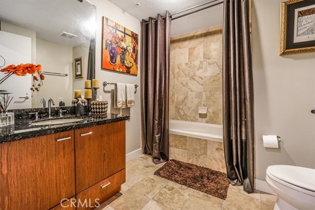 3141 Michelson Drive, Irvine CA: https://media.crmls.org/medias/994a36b4-dd33-4ae6-8bcc-b82c6119fe8c.jpg