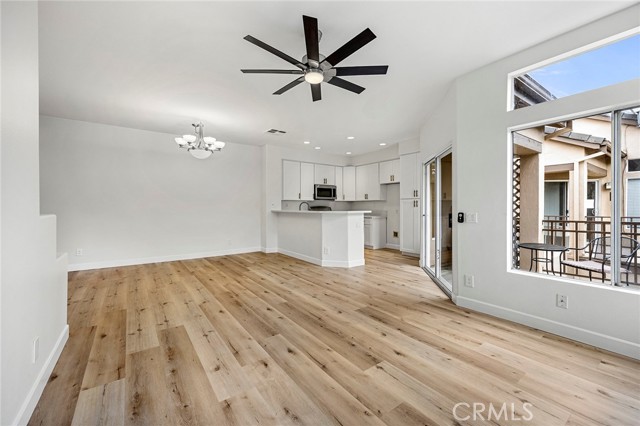 Detail Gallery Image 12 of 35 For 932 S Country Glen, Anaheim,  CA 92808 - 2 Beds | 2 Baths