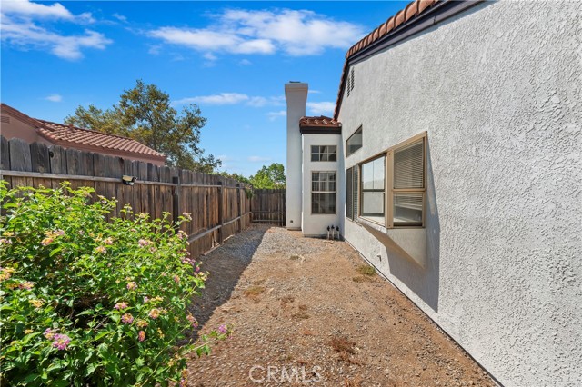 Detail Gallery Image 33 of 36 For 11860 Barclay Dr, Moreno Valley,  CA 92557 - 2 Beds | 2 Baths