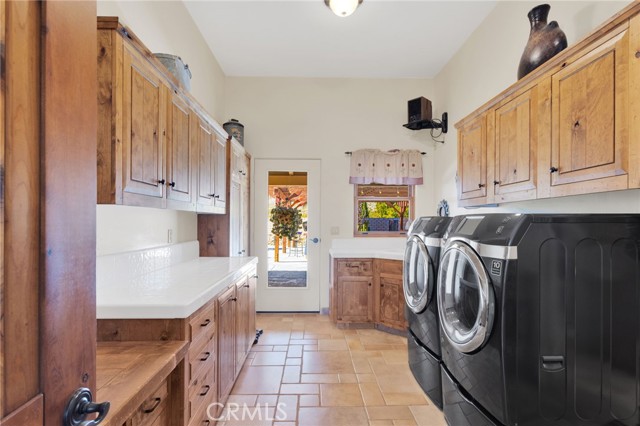 Detail Gallery Image 50 of 75 For 31024 Rabbit Springs Rd, Lucerne Valley,  CA 92356 - 4 Beds | 5 Baths