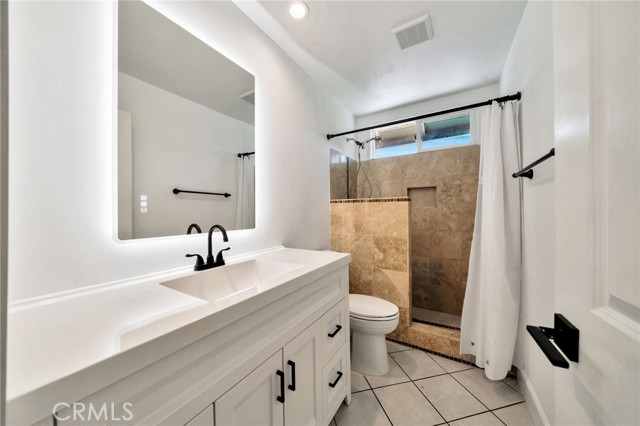 25735 Williamsburg Court, Lake Forest CA: https://media.crmls.org/medias/994cd30b-ae9d-4133-9a6f-75328eb5edba.jpg