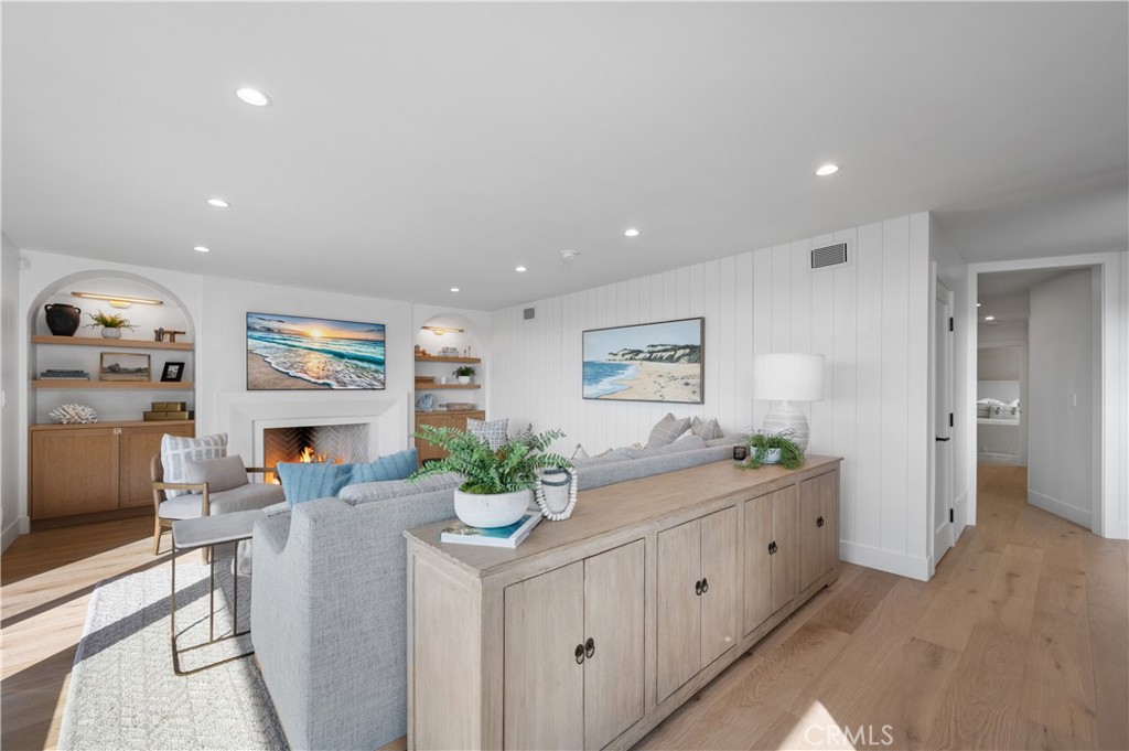 994d8698 6def 4dc3 8572 Ac9b39643a72