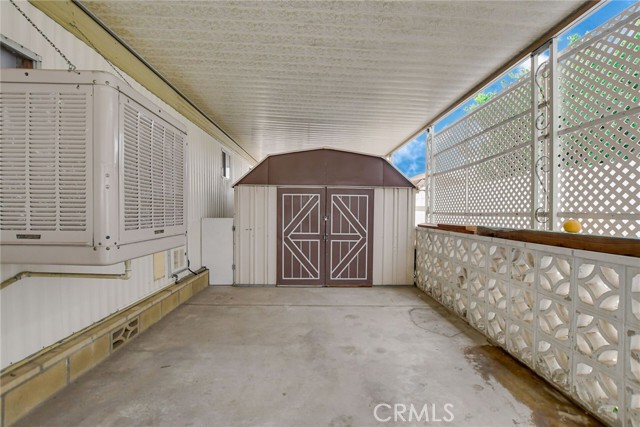 1735 San Leandro Drive, Hemet CA: https://media.crmls.org/medias/994e2fbb-c3f1-4970-a09f-9cd3fdb73b74.jpg