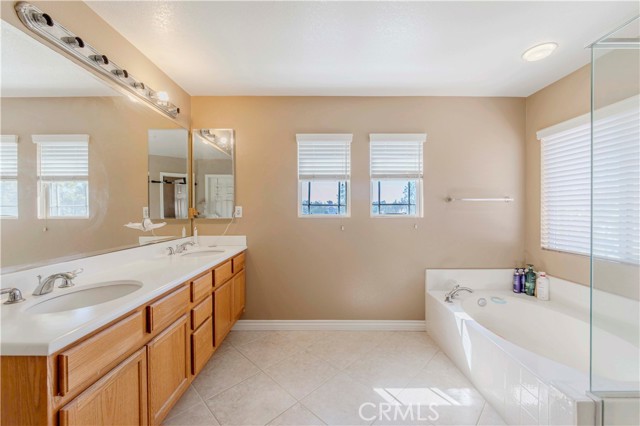 Detail Gallery Image 23 of 39 For 1240 Goodwin St, Fullerton,  CA 92833 - 3 Beds | 2/1 Baths