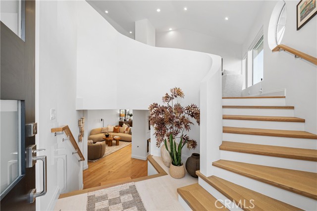 Detail Gallery Image 7 of 25 For 1 Saint Francis, Dana Point,  CA 92629 - 3 Beds | 2/1 Baths