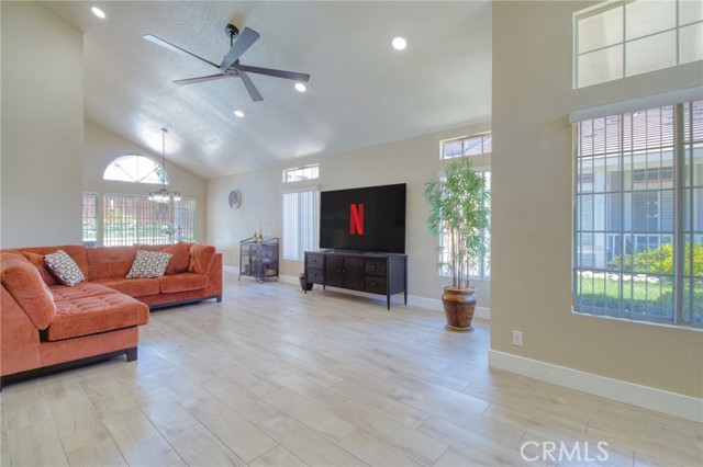 10075 Desert Mallow, Moreno Valley CA: https://media.crmls.org/medias/994f2d9a-31c2-4720-880e-064879ed7271.jpg