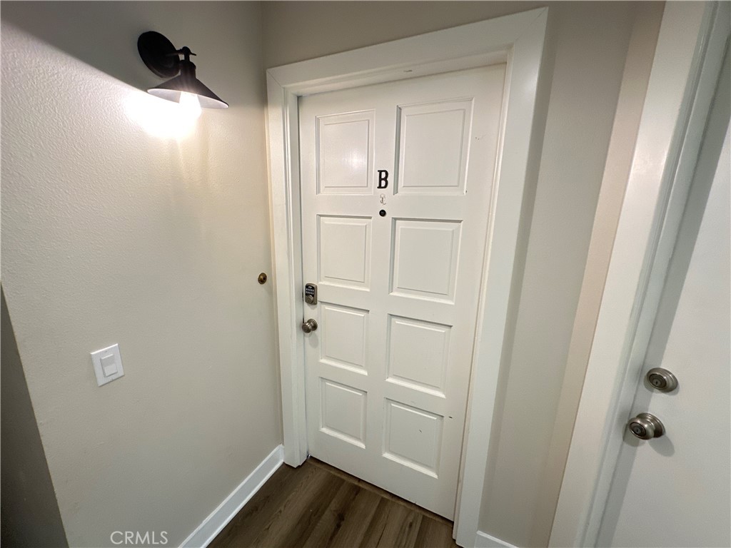 https://media.crmls.org/medias/994f99ca-a401-4d66-8513-e9411ddca06d.jpg?preset=X-Large