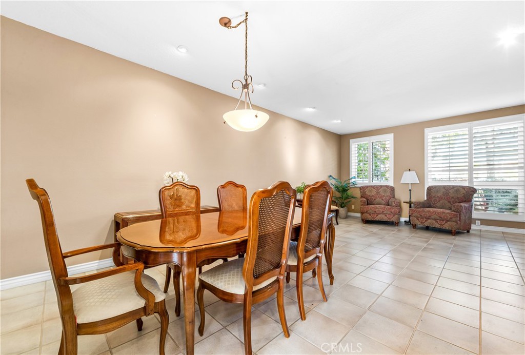 MLS #OC25270158 image #7