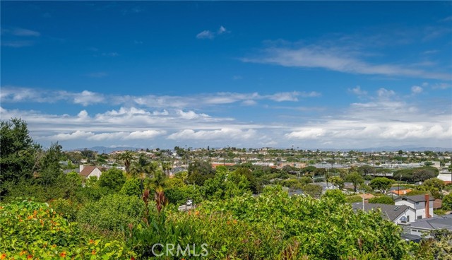 Detail Gallery Image 42 of 65 For 4409 Vista Largo, Torrance,  CA 90505 - 4 Beds | 3 Baths